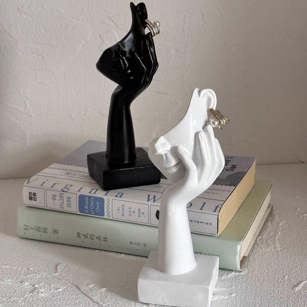 Resin Art Stand - งานฝีมือเรซิ่น ของตกแต่งรูปนามธรรม แท่นโชว์ต่างหู ประติมากรรมห้องนั่งเล่น ของตกแต่งศิลปะ