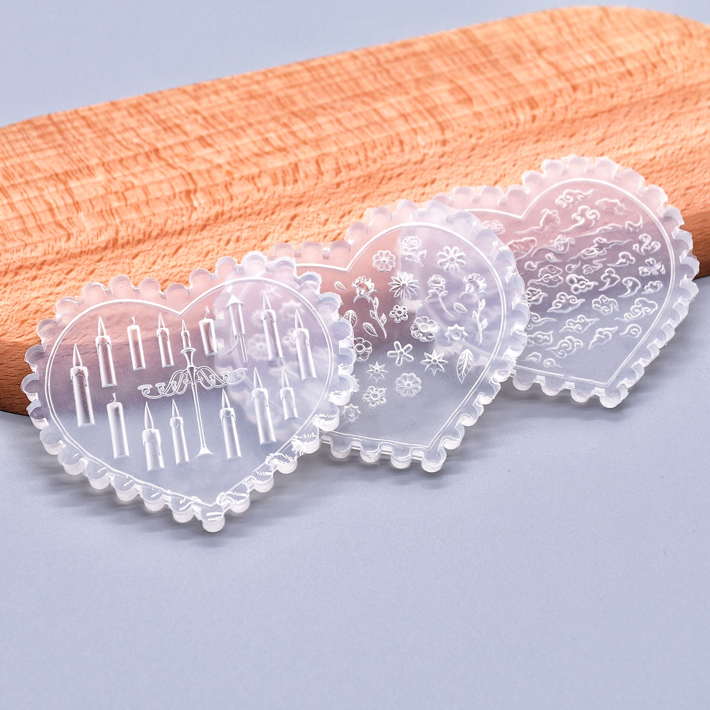 แม่พิมพ์ซิลิโคนขนาดเล็ก ลายดอก - Resin Art And Design บทวิจารณ์และราคา