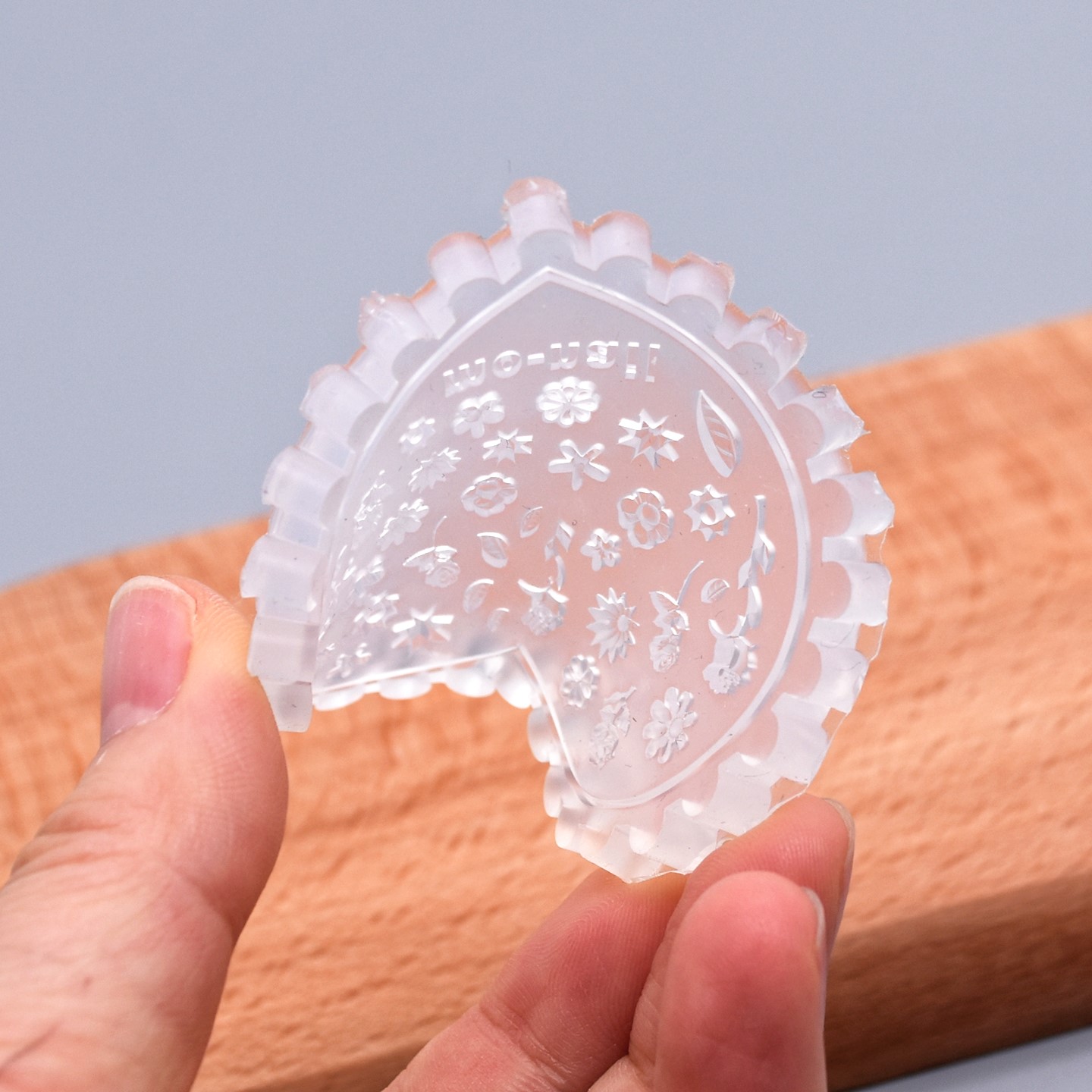 แม่พิมพ์ซิลิโคนขนาดเล็ก ลายดอก - Resin Art And Design บทวิจารณ์และราคา